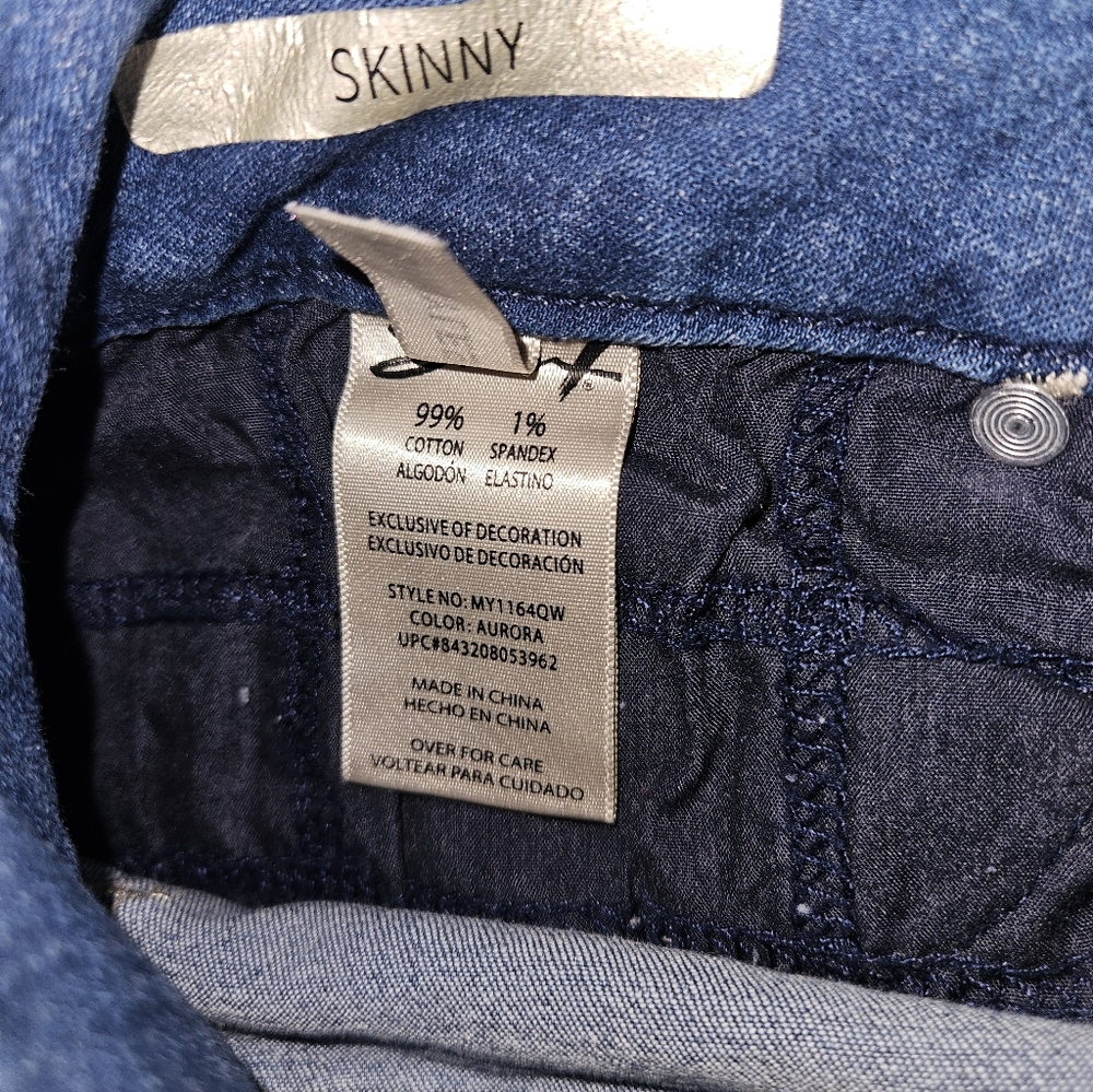 Seven7 Women's Medium Blue Skinny Jeans - Picture 9 of 10